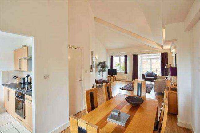 108 Three Colt Street, Dundee Wharf, London E14 8AZ 7