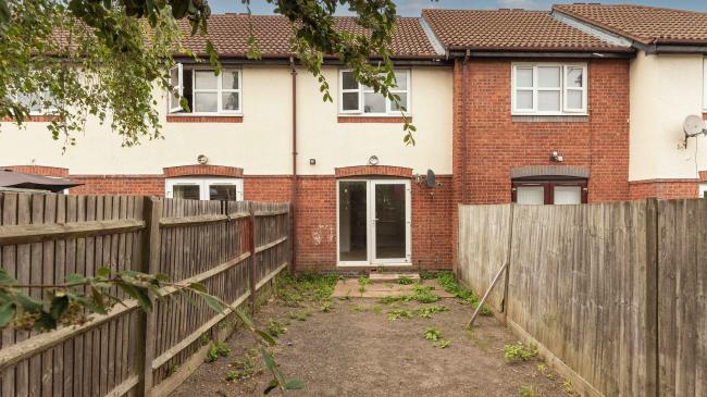 118 Mount Road, Mitcham, Surrey, CR4 3RA 10