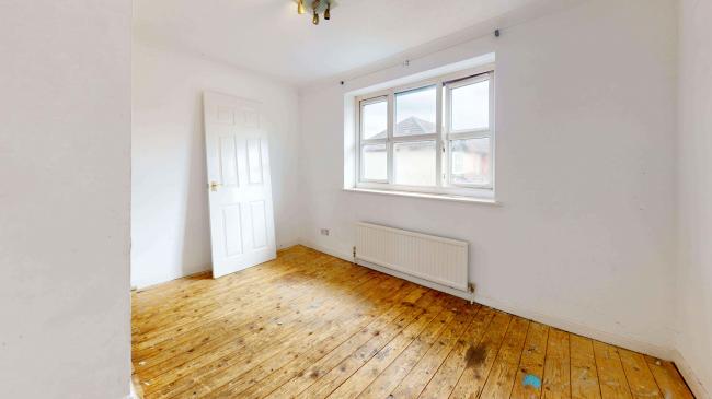 118 Mount Road, Mitcham, Surrey, CR4 3RA 10