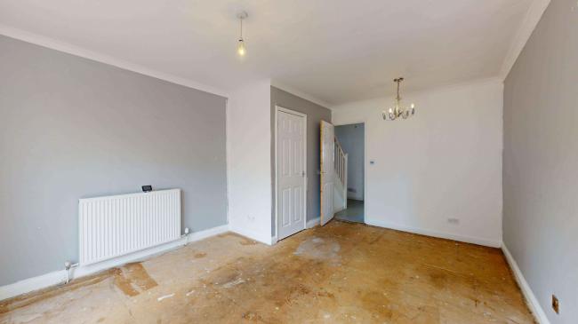 118 Mount Road, Mitcham, Surrey, CR4 3RA 10