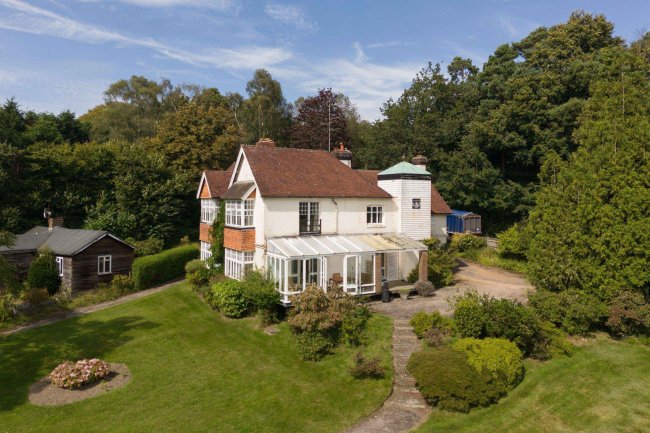 Broadhurst Wood, Redbridge Lane, Balcombe RH17 6PP 9