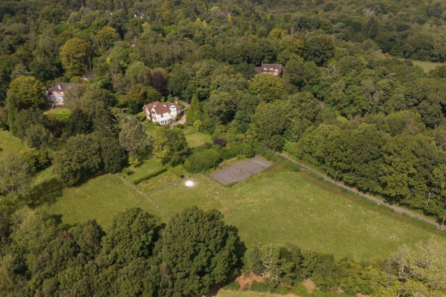 Broadhurst Wood, Redbridge Lane, Balcombe RH17 6PP 9