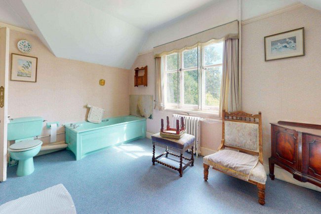 Broadhurst Wood, Redbridge Lane, Balcombe RH17 6PP 9