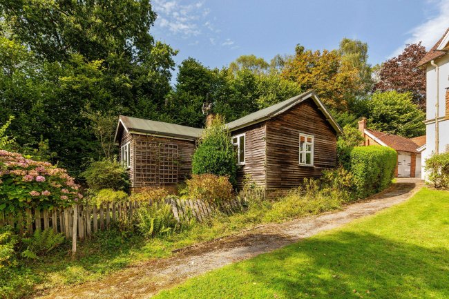 Broadhurst Wood, Redbridge Lane, Balcombe RH17 6PP 9