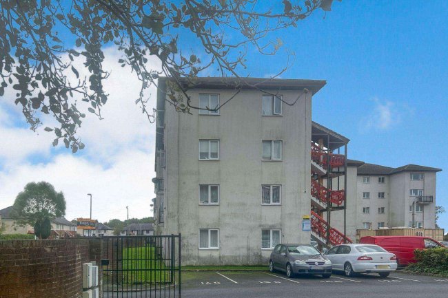 14 Derwent House, Samuel Street, Preston and parking space PR1 4YL 4