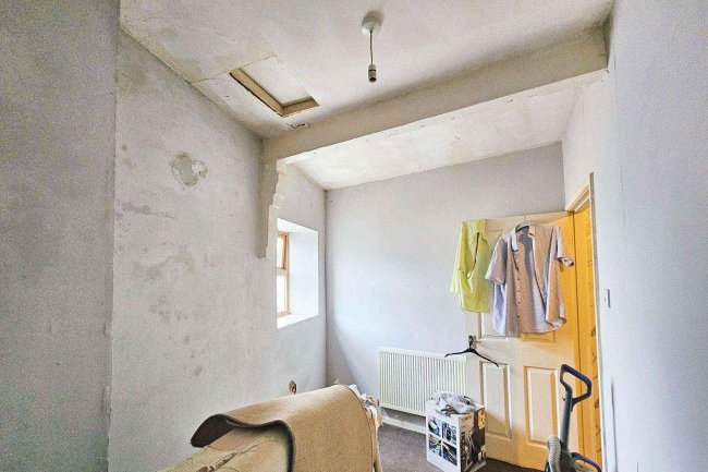 563 Halliwell Road, Bolton, BL1 8DB 8