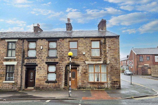 563 Halliwell Road, Bolton, BL1 8DB 8