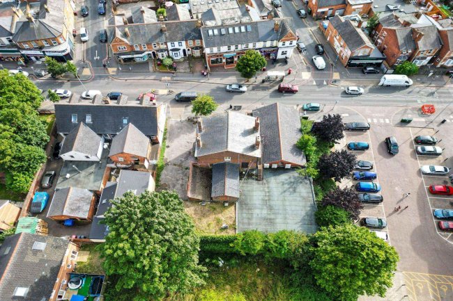 Curzon Club, 362 Oxford Road, Reading, Berkshire, RG30 1AQ 8