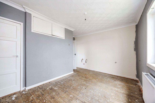 11 Blackfaulds Road, Netherthird, Cumnock, KA18 3DY 7
