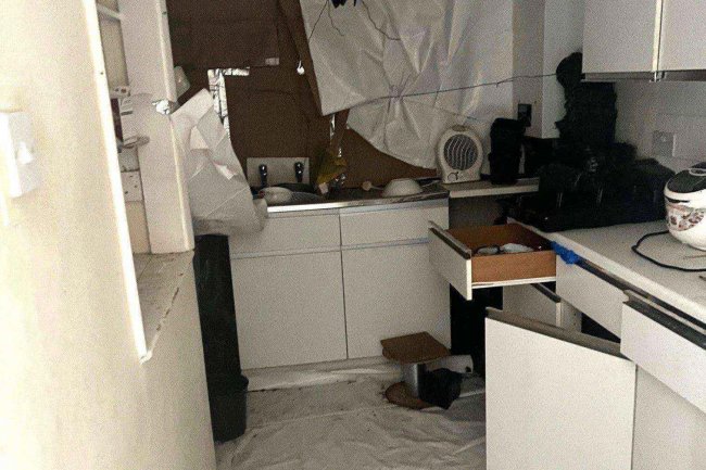 49 Luton High Street, Chatham, Kent ME5 7LP 10