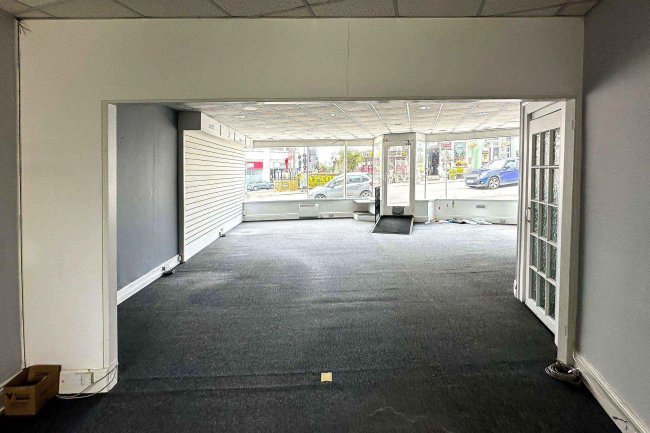 4 Mannamead Road, Plymouth, PL4 7AA 40