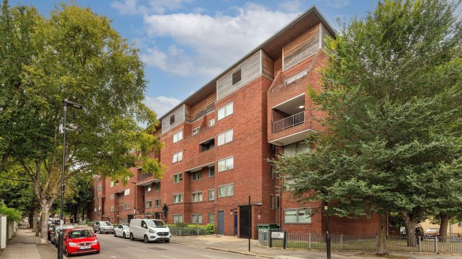 Flat 17 Henley Prior, Collier Street, Islington, London, N1 9JU 3