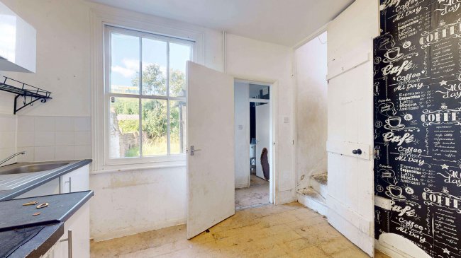 77 Eversleigh Road, Battersea, London, SW11 5UX 9