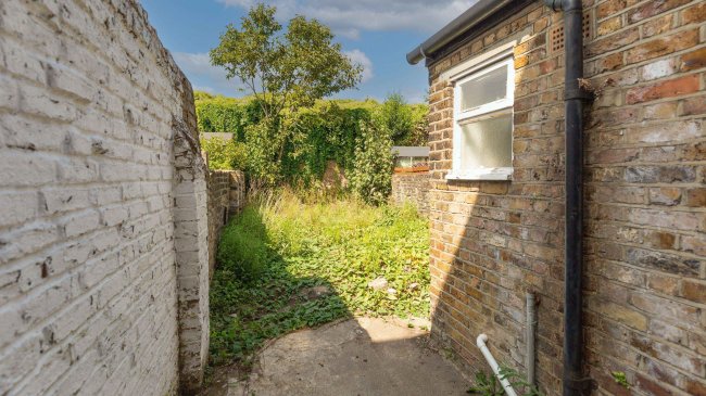 77 Eversleigh Road, Battersea, London, SW11 5UX 9