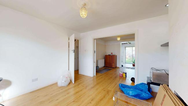 18 Prince of Wales Road, Sutton, Surrey, SM1 3PA 4