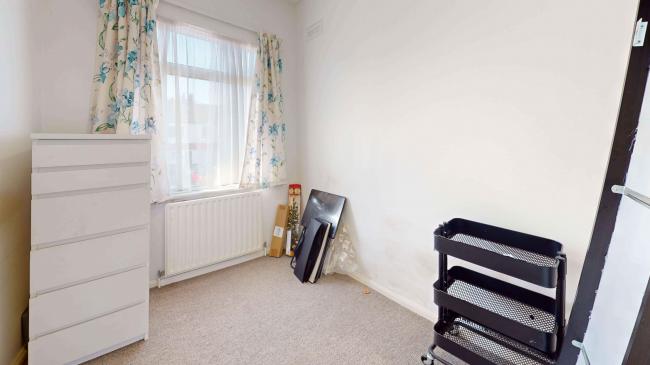 18 Prince of Wales Road, Sutton, Surrey, SM1 3PA 4