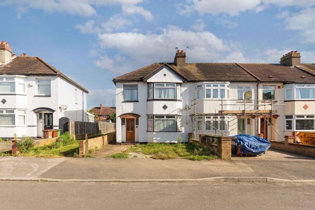 18 Prince of Wales Road, Sutton, Surrey, SM1 3PA 4