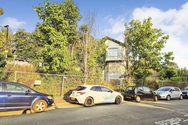 2 Godstone Road, Kenley, CR8 5JE 1