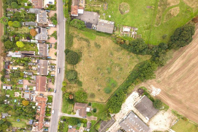 Land on the east side of Barrow Hill, Sellindge, Ashford, TN25 6JH 4