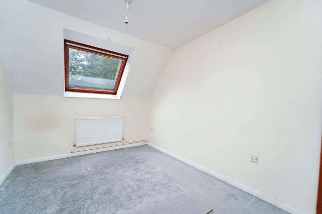 Flat 45 Atholl Court & Garage 21, Kingsway Gardens, Andover, SP10 4BB 7