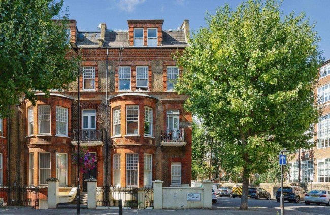 Flat A, 127 Elgin Avenue, London W9 2NR 6