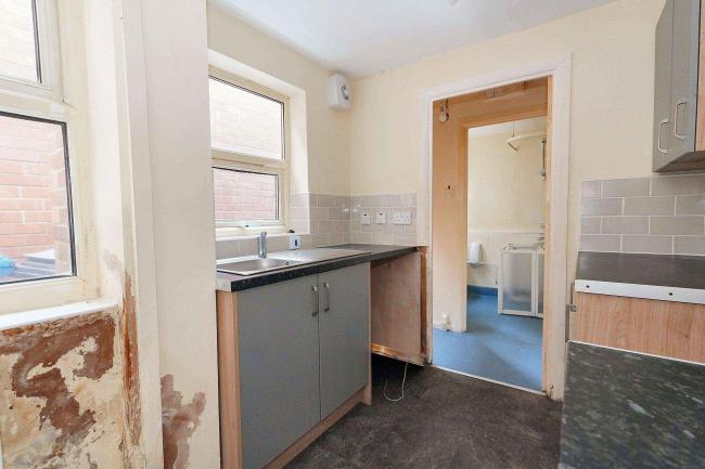 37 Suffolk Street, Runcorn, Cheshire, WA7 1EX 4