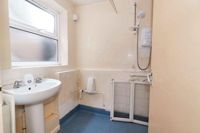 37 Suffolk Street, Runcorn, Cheshire, WA7 1EX 4