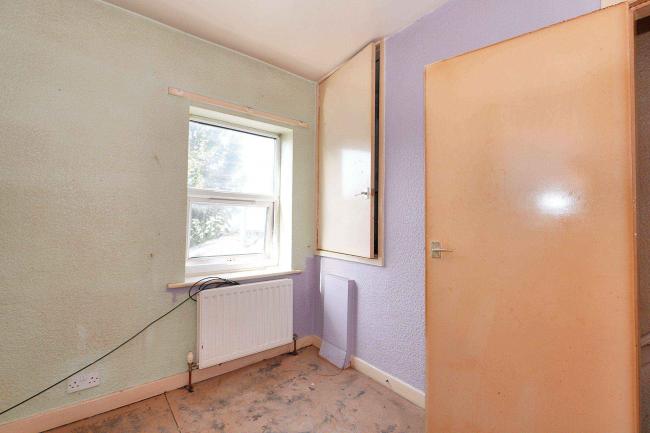 37 Suffolk Street, Runcorn, Cheshire, WA7 1EX 4