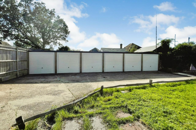 Garages at Hawkswood Road, Hailsham, East Sussex, BN27 1UJ 2