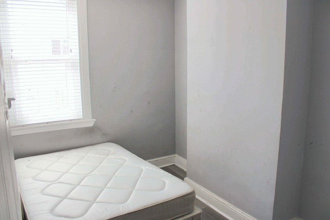 2 East Street, Chatham, Kent, ME4 5NJ 5