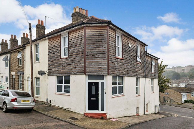 2 East Street, Chatham, Kent, ME4 5NJ 5