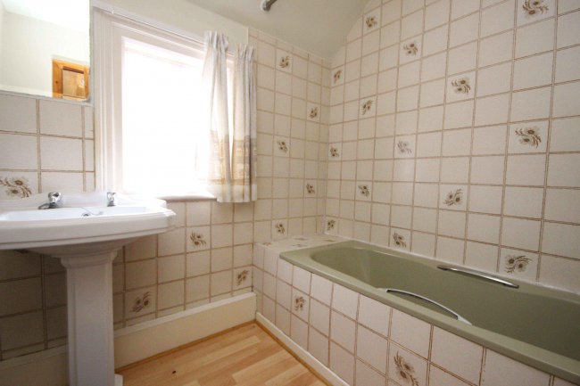 Dol Y Bont, Green Lane, Llangollen, LL20 8TB 8