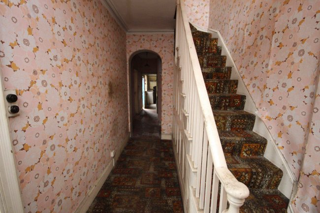 29 Salop Road, Oswestry, Shropshire, SY11 2NR 2