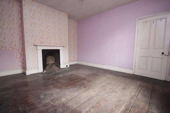 29 Salop Road, Oswestry, Shropshire, SY11 2NR 2