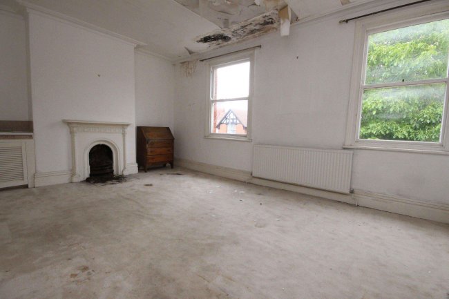29 Halkyn Road, Chester, CH2 3QD 4