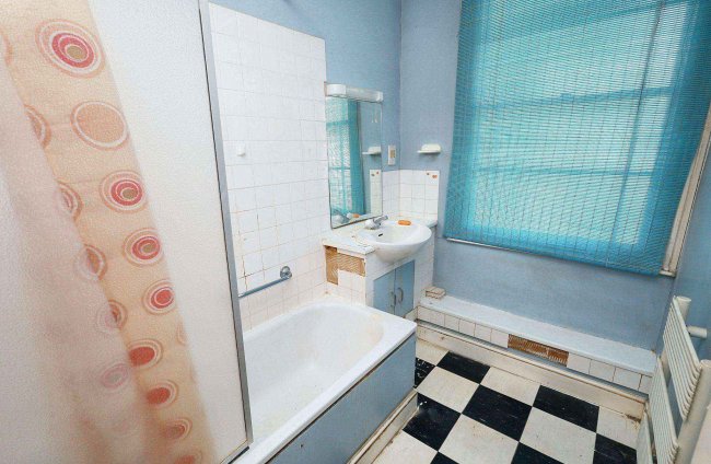 15 St Paul Street, Islington, London N1 7AH 3