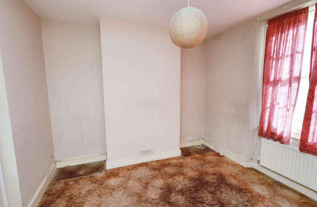 15 St Paul Street, Islington, London N1 7AH 3