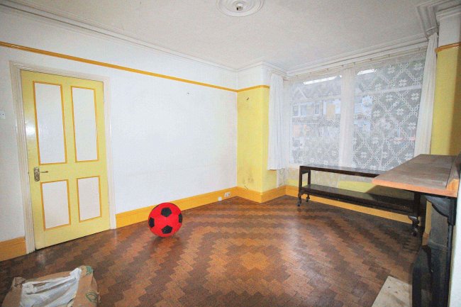 226/228 Kingston Road, Ilford, Essex, IG1 1PG 2