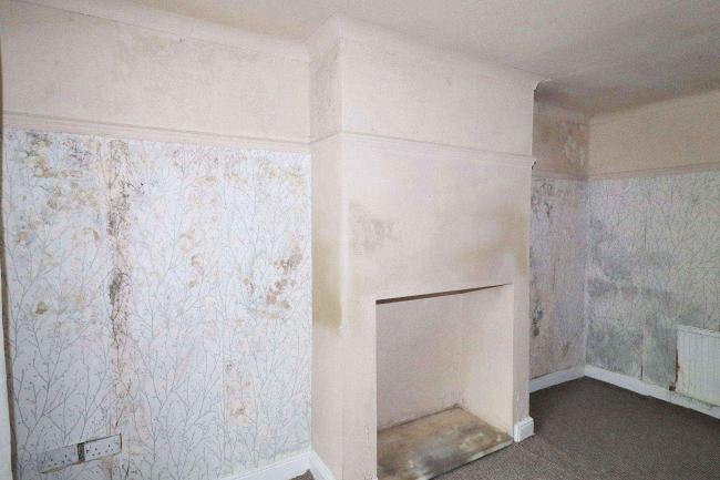 10 Station Road, Holywell Green, Halifax, HX4 9BQ 4