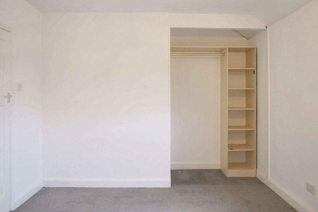 33 Oakhouse Road, Bexleyheath, Kent, DA6 7NA 3