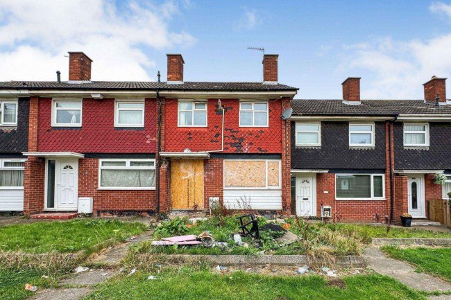 17 Ainsdale Way Middlesbrough, TS4 3JU 10