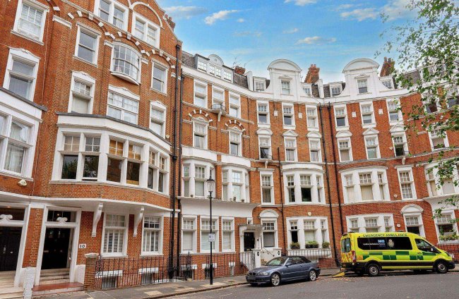 Flat 1 Chelwood House, Embankment Gardens, London SW3 4LL 1