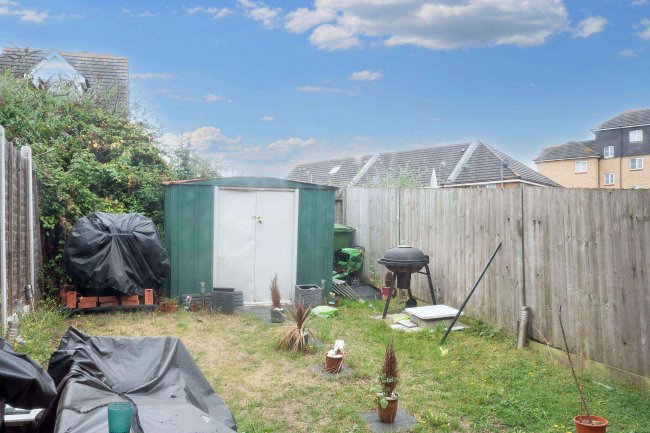 26 Mallards Road, Barking, IG11 0GY 8