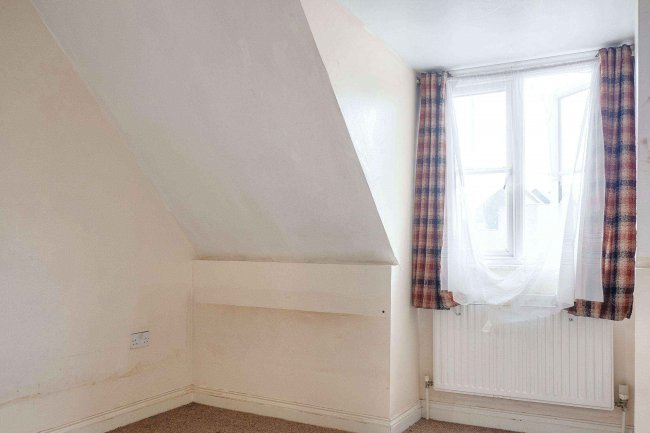 26 Mallards Road, Barking, IG11 0GY 8