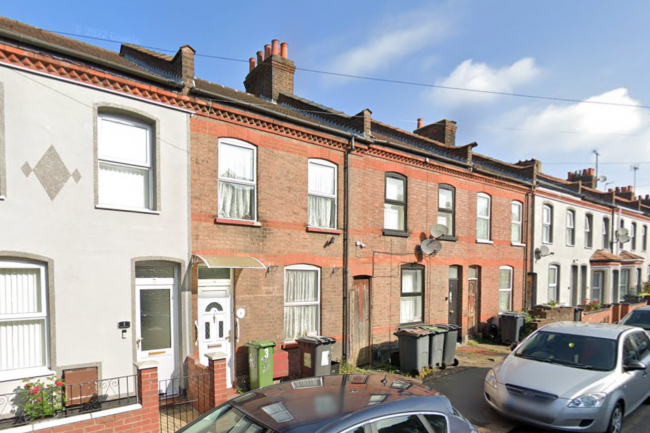 3 Clifton Road, Luton, LU1 1PB 8