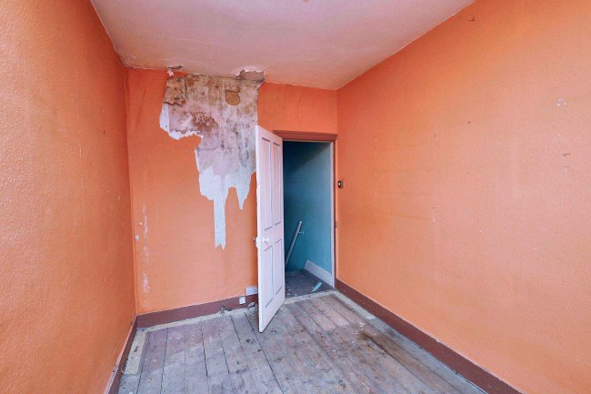 3 Clifton Road, Luton, LU1 1PB 8