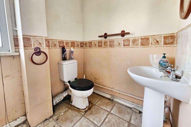 27 Wordsworth Close, Accrington, BB5 4QP 6