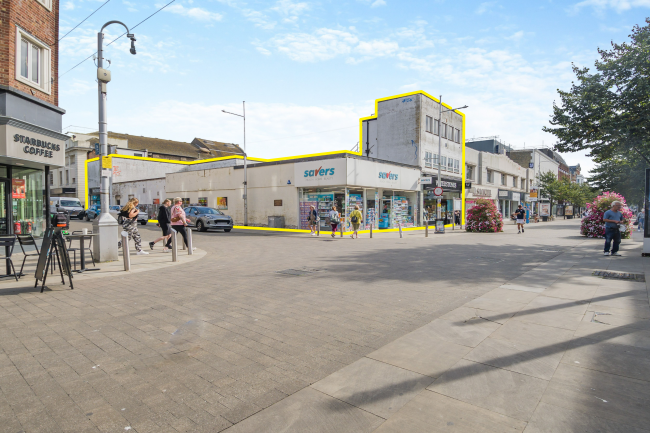 98 & 100 London Road North, Lowestoft, Suffolk, NR32 1ET 25