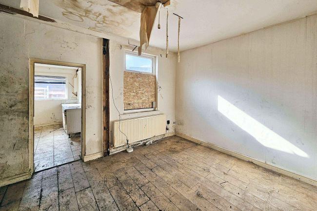 9 Cecilia Street, Bolton, Lancashire, BL3 2AU 9