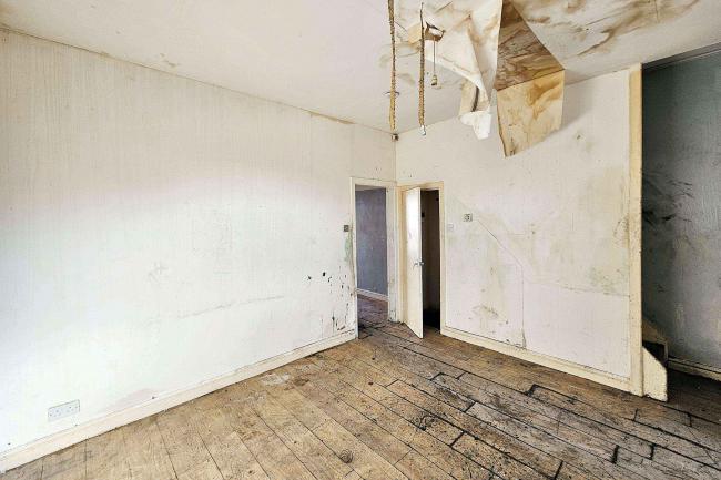 9 Cecilia Street, Bolton, Lancashire, BL3 2AU 9